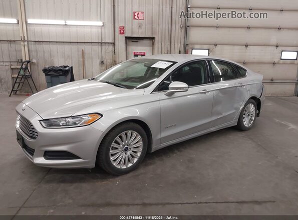 3FA6P0LU6GR333050 2016 FORD FUSION HYBRID Silver Przód lewy