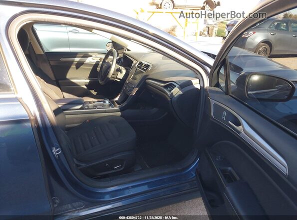 3FA6P0LU6JR272595 2018 FORD FUSION HYBRID Blue Front interior view