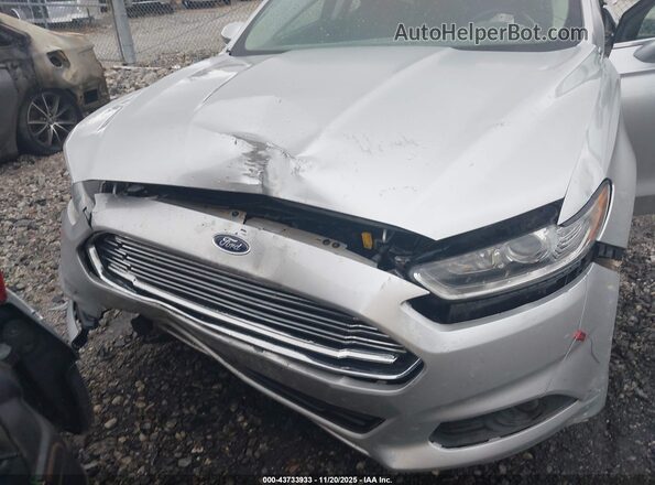 3FA6P0LU7GR350892 2016 FORD FUSION HYBRID Silver Widok z przodu