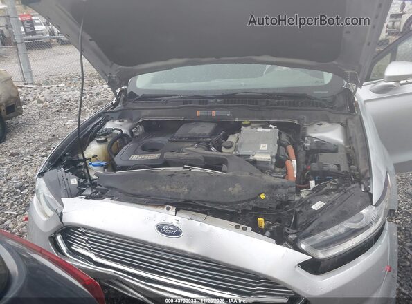 3FA6P0LU7GR350892 2016 FORD FUSION HYBRID Silver Widok z tyłu