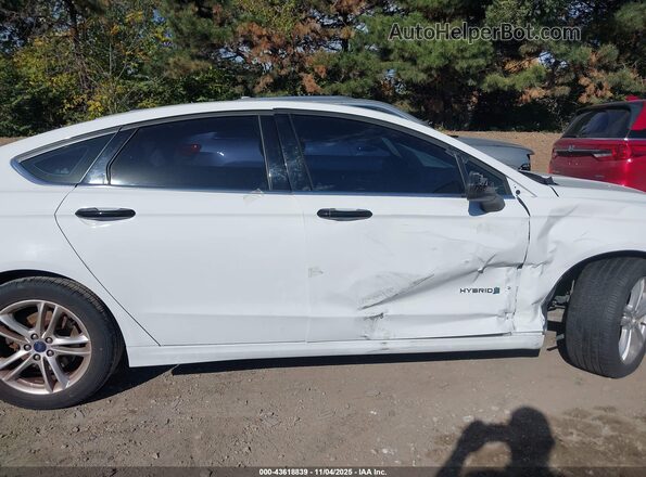 3FA6P0LU7JR158282 2018 FORD FUSION HYBRID White Vista interior trasera