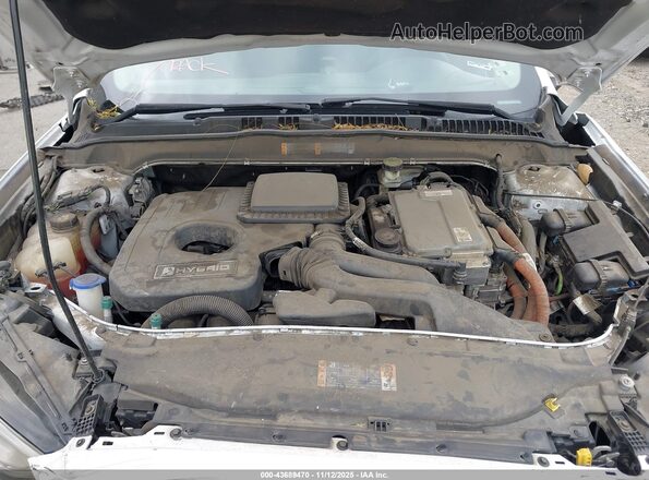 3FA6P0LUXHR306922 2017 FORD FUSION HYBRID White Вид ззаду