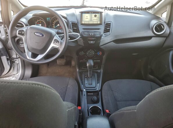 3FADP4BJ8JM115962 2018 FORD FIESTA Silver 