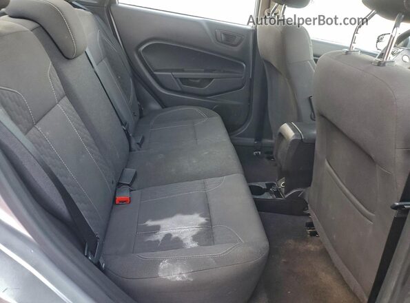 3FADP4BJ8JM115962 2018 FORD FIESTA Silver 