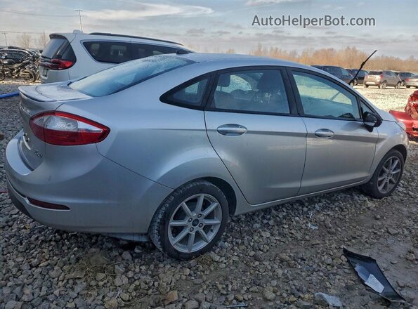3FADP4BJ8JM115962 2018 FORD FIESTA Silver 