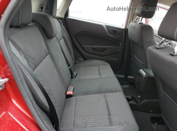 3FADP4EJ0HM153496 2017 FORD FIESTA Red Вид задніх сидінь