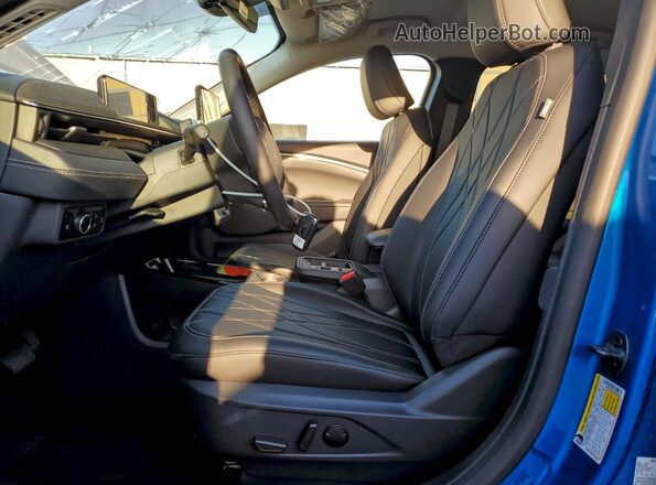 3FMTK1R44SMA09976 2025 FORD MUSTANG Blue Vista interior delantera