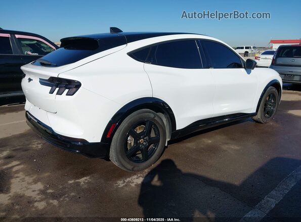 3FMTK2R77MMA36608 2021 FORD MUSTANG MACH-E White Rear right