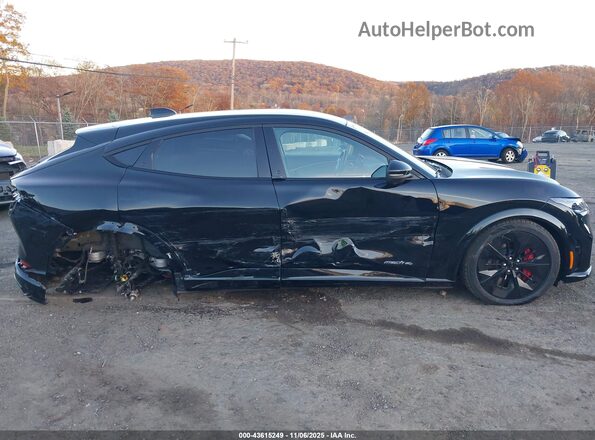 3FMTK4SX0SMA03257 2025 FORD MUSTANG MACH-E Black Widok z przodu