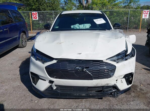 3FMTK4SX3RMA30835 2024 FORD MUSTANG MACH-E White Front view