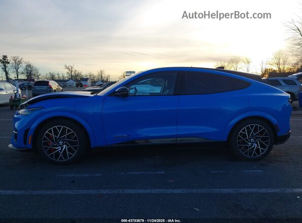 3FMTK4SX8PMA42895 2023 FORD MUSTANG MACH-E Blue Widok wnętrza 360 stopni