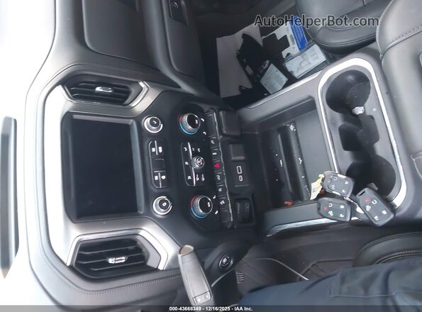 3GCPYFED3KG118077 2019 CHEVROLET SILVERADO White Widok deski rozdzielczej