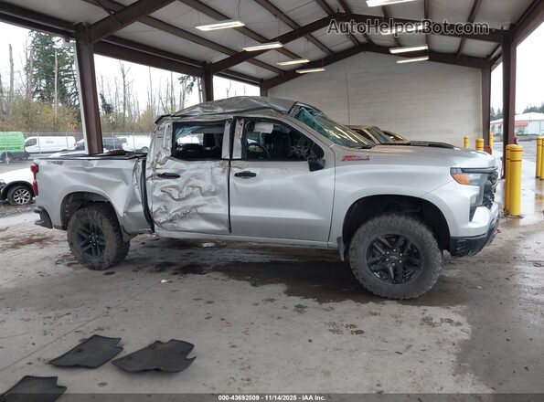 3GCUDCET5NG550095 2022 CHEVROLET SILVERADO Silver Widok wnętrza z tyłu