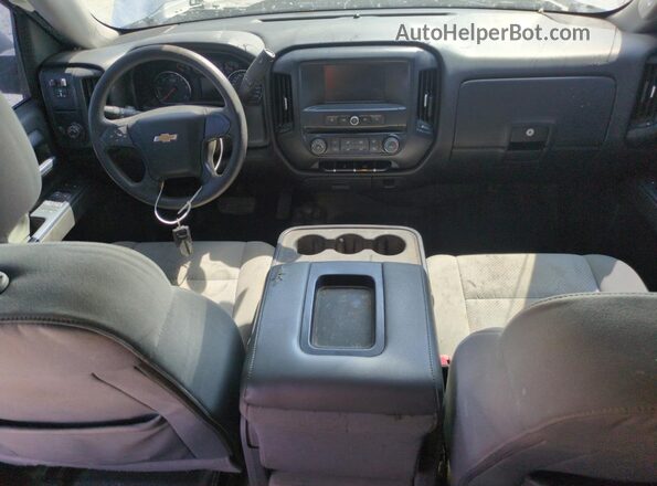 3GCUKPEC1JG107532 2018 CHEVROLET 1500 Серебряный Вид панели приборов