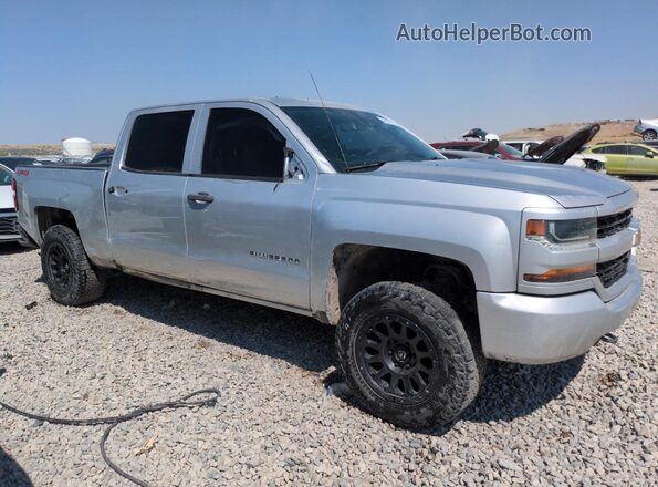 3GCUKPEC1JG107532 2018 CHEVROLET 1500 Серебряный Передняя правая четверть