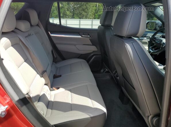 3GKALMEG3TL135705 2026 GMC TERRAIN Red Widok wnętrza z tyłu