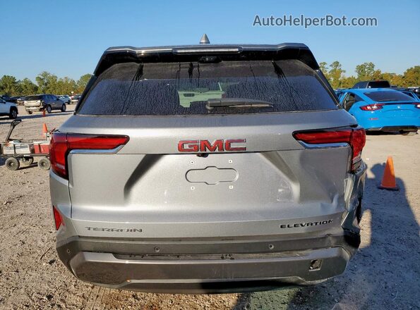 3GKALMEG9TL121999 2026 GMC TERRAIN Gray Vista trasera