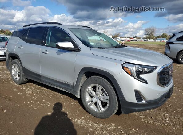 3GKALMEV2LL190273 2020 GMC TERRAIN Silver Przód prawy
