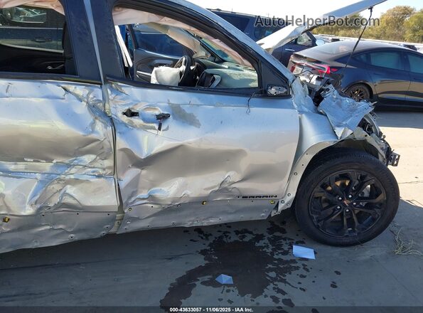 3GKALMEVXNL257642 2022 GMC TERRAIN Серебряный 
