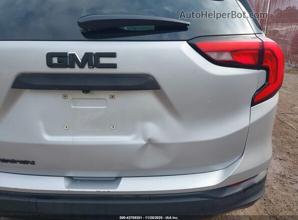 3GKALNEU6JL240909 2018 GMC TERRAIN Silver 