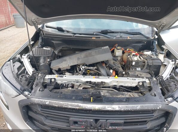 3GKALNEU6JL240909 2018 GMC TERRAIN Silver 