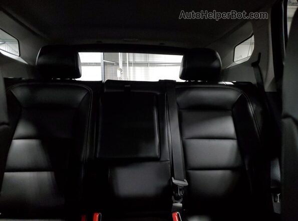 3GKALVEV2NL106316 2022 GMC TERRAIN Red Widok tylnych siedzeń