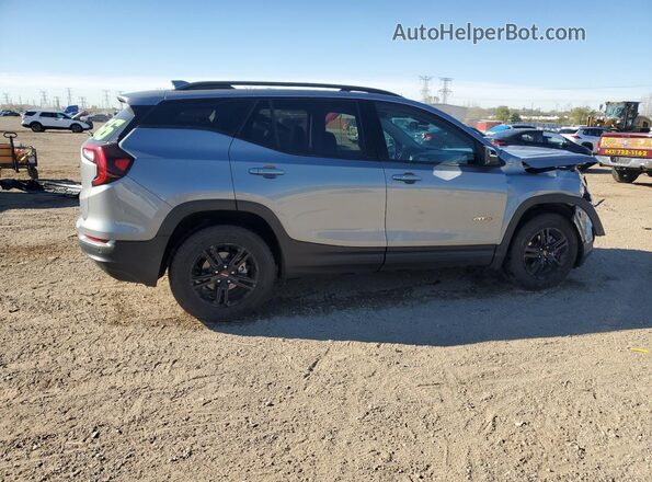 3GKALYEG4RL287461 2024 GMC TERRAIN Серебряный Задняя правая четверть