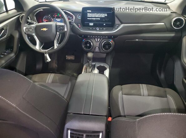 3GNKBCR40SS255132 2025 CHEVROLET BLAZER Silver Widok deski rozdzielczej