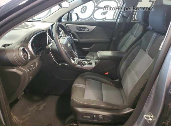 3GNKBCR40SS255132 2025 CHEVROLET BLAZER Silver Widok wnętrza z przodu