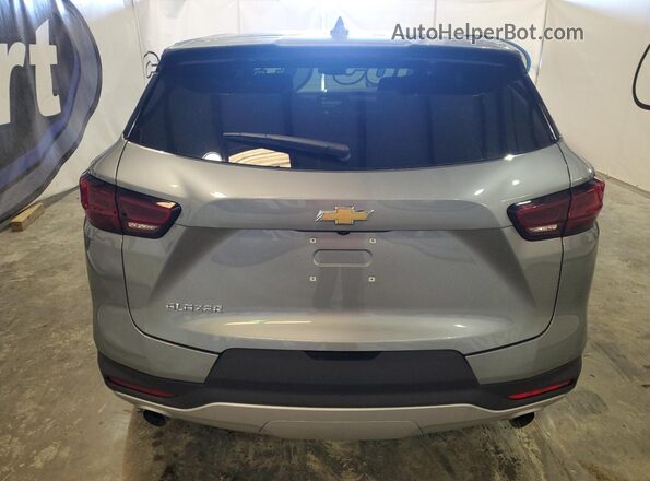 3GNKBCR40SS255132 2025 CHEVROLET BLAZER Silver Widok z tyłu