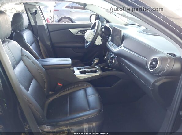 3GNKBCR48RS185809 2024 CHEVROLET BLAZER Black Front interior view