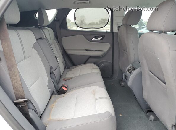 3GNKBCRS5LS641755 2020 CHEVROLET BLAZER Silver Widok wnętrza z tyłu