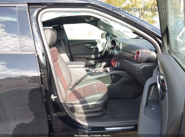 3GNKBERS2NS200549 2022 CHEVROLET BLAZER Black Widok wnętrza z przodu