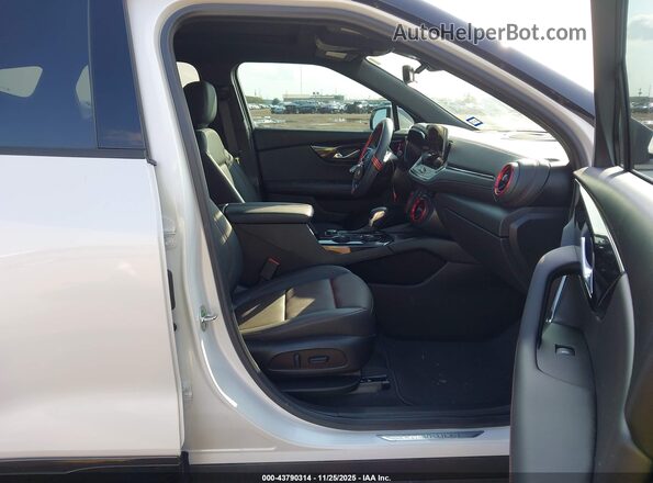 3GNKBERS7RS245296 2024 CHEVROLET BLAZER White Vista interior delantera