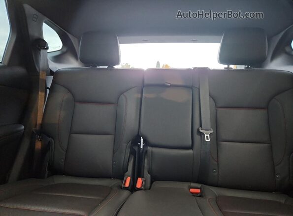 3GNKBKRS0NS189355 2022 CHEVROLET BLAZER White Widok tylnych siedzeń
