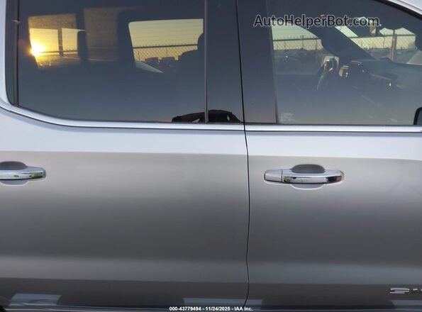 3GTPHDED5NG568807 2022 GMC SIERRA Silver Вид задньої частини салону