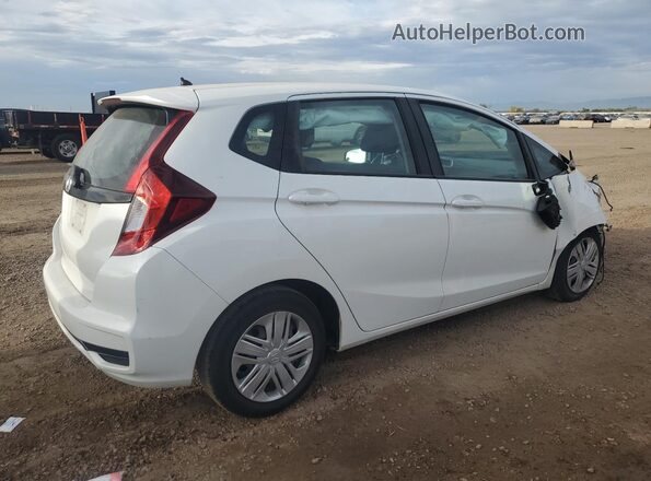 3HGGK5H43JM734631 2018 HONDA FIT White 