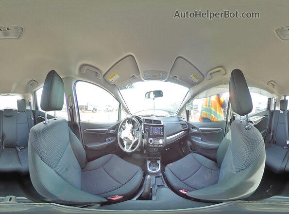 3HGGK5H43JM734631 2018 HONDA FIT White 