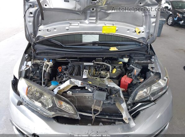 3HGGK5H87JM725627 2018 HONDA FIT Silver 