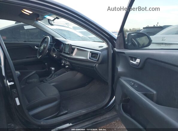 3KPA24AD0LE318428 2020 KIA RIO Black Սալոնի դիմացի տեսք