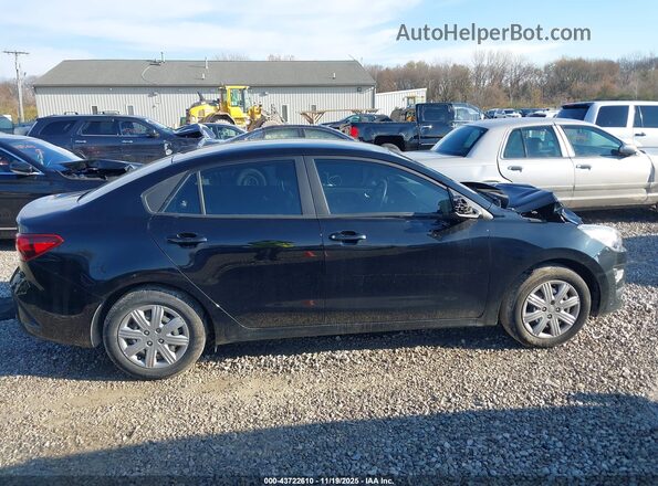 3KPA24AD0ME422841 2021 KIA RIO Black Widok wnętrza z tyłu
