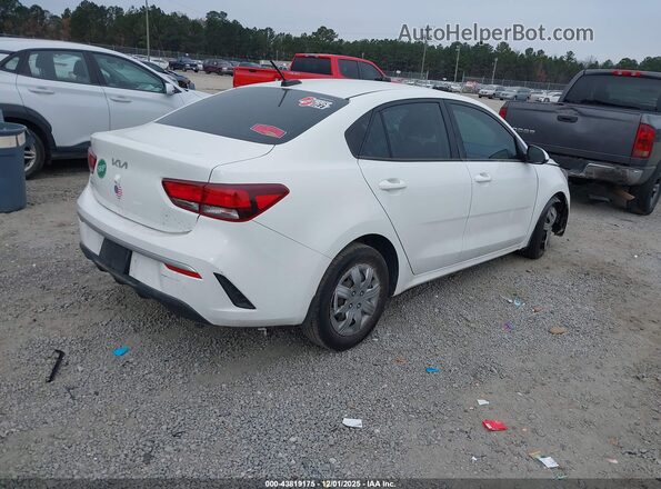 3KPA24AD0NE478733 2022 KIA RIO White Задня права чверть