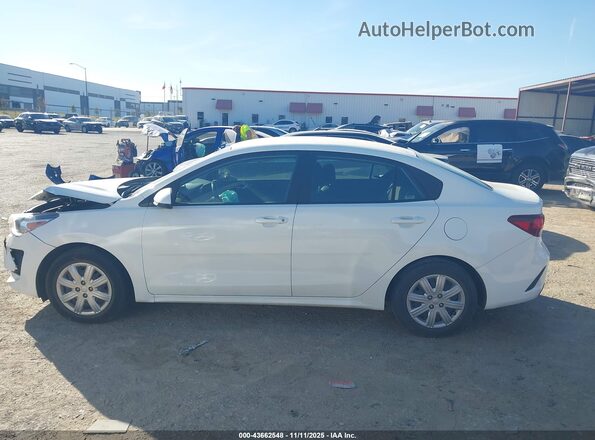 3KPA24AD1NE473864 2022 KIA RIO White Vista interior de 360 grados
