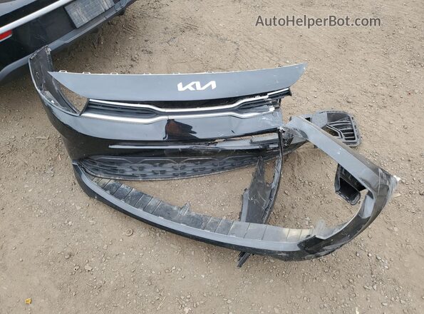 3KPA24AD1PE566001 2023 KIA RIO Black Engine compartment view