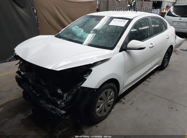 3KPA24AD3LE295338 2020 KIA RIO White წინა მარცხენა ხედი სამი მეოთხედიდან