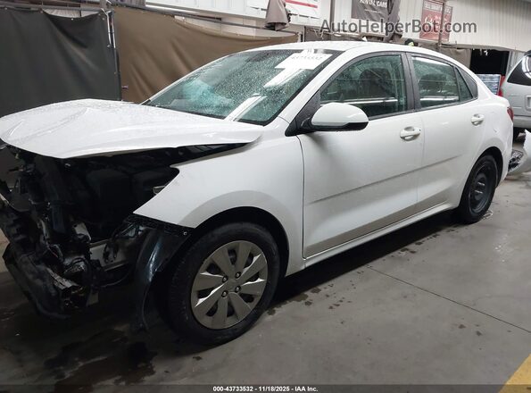 3KPA24AD3LE295338 2020 KIA RIO White 