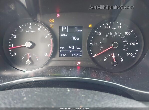 3KPA24AD3NE433785 2022 KIA RIO White Вид задніх сидінь