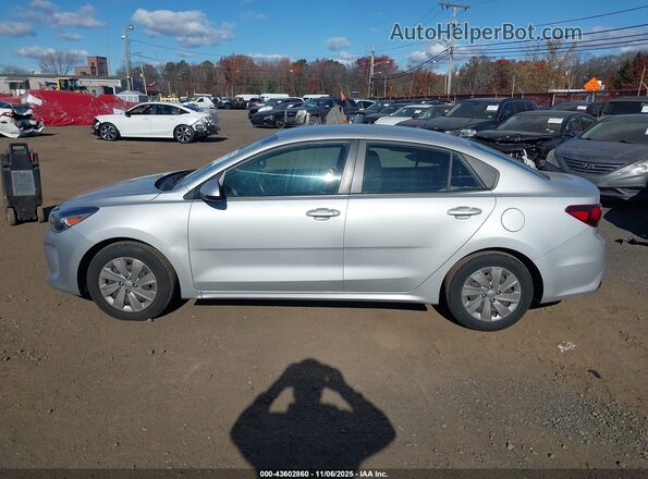 3KPA24AD4LE283103 2020 KIA RIO Silver 360 interior view
