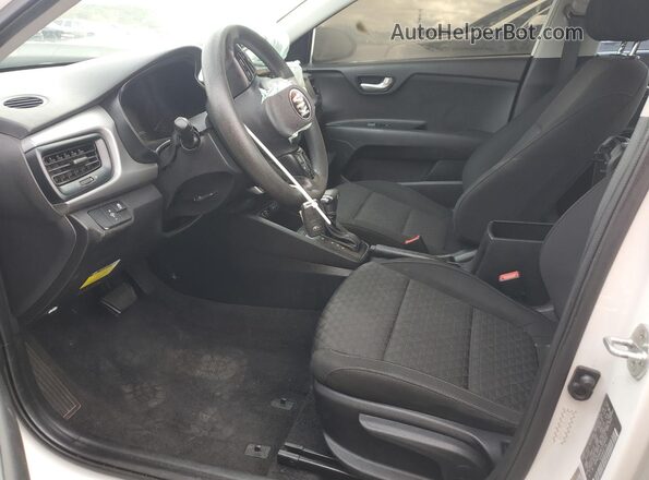 3KPA24AD5LE314035 2020 KIA RIO White წინა სალონის ხედი