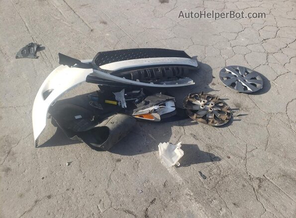 3KPA24AD5LE314035 2020 KIA RIO White ძრავის განყოფილების ხედი